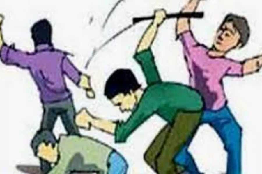 यूपी के बागपत में सांप्रदायिक हिंसा, 8 लोग घायल